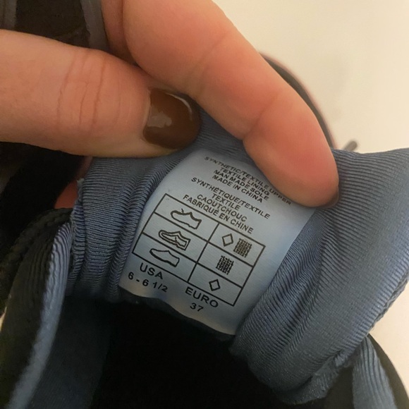 Kylie and kendal fun colorful sneakers size us 6.5 or eu 37 - Picture 2 of 4